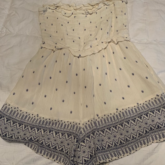 White and Blue Romper - Picture 2 of 3